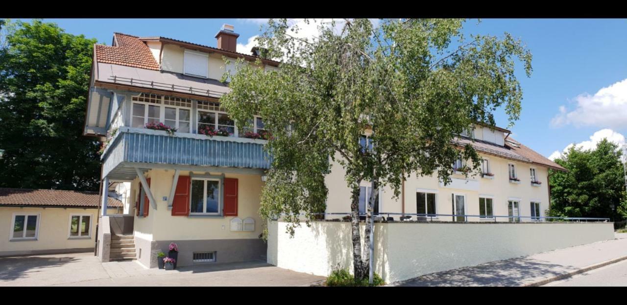 Schoenblick Hotel Garni Ferienwohnungen Линденберг-им-Алгой Екстериор снимка